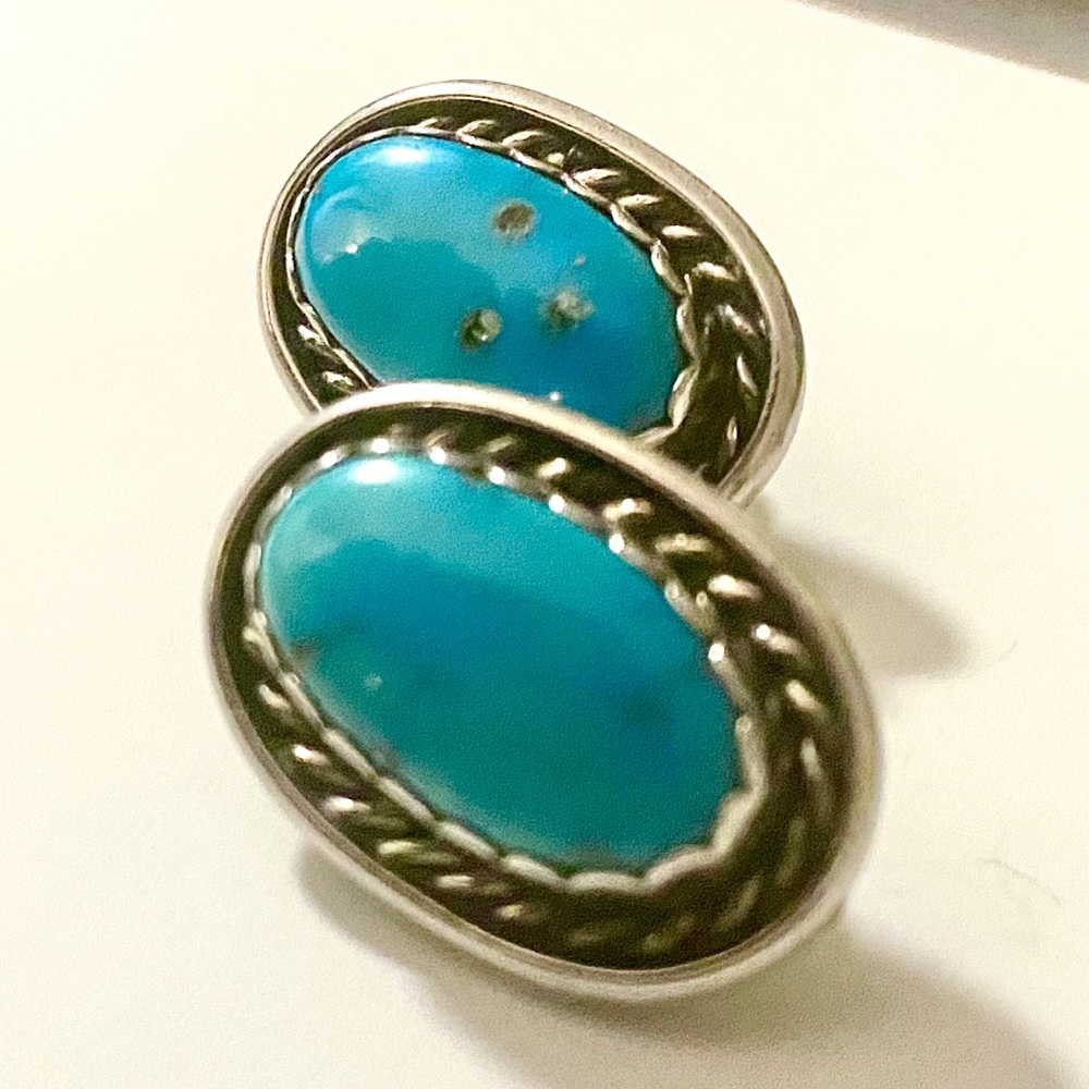 🦋Heavy Old Pawn Turquoise Clip Earrings Sterling